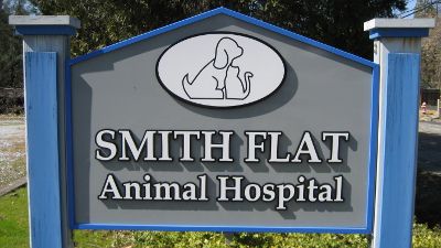 Smith Flat Animal Hospital Sign